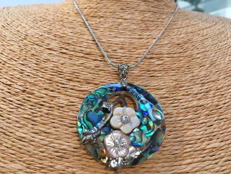 Paua Shell Pendant Carousel 2