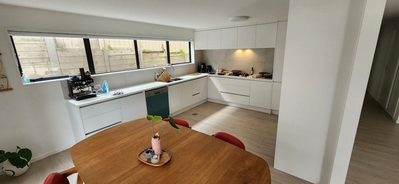 Blockhouse Bay, 2 bedrooms64586866418818114