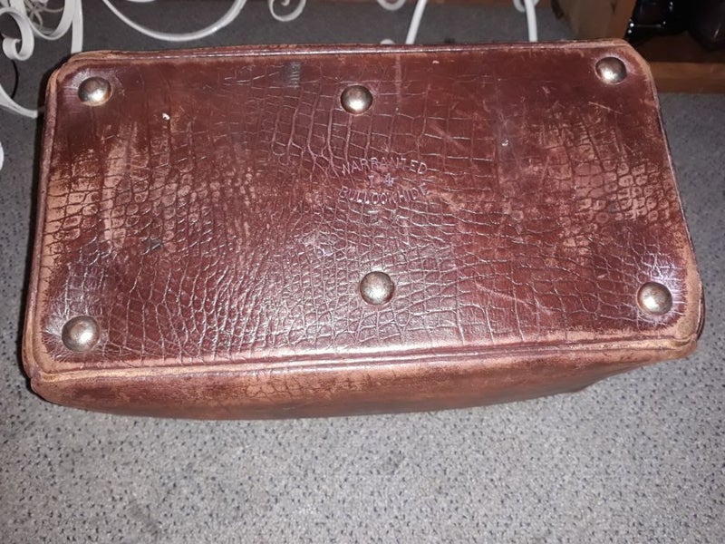 Gladstone Bag Carousel 2