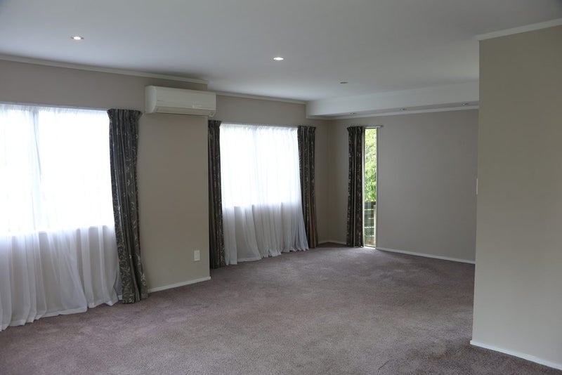 Brookfield, 3 bedrooms64590733054337114