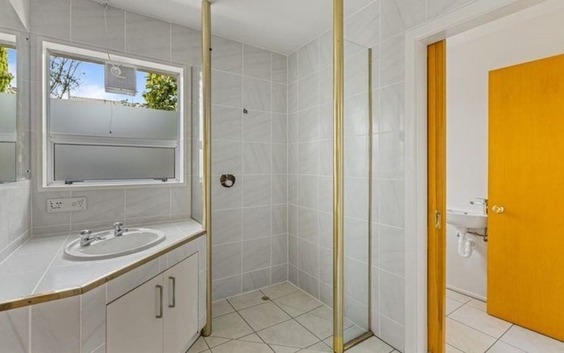 Merivale, 3 bedrooms64590817798018111