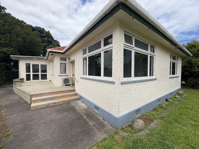 Hawera, 5 bedrooms64591133840514110
