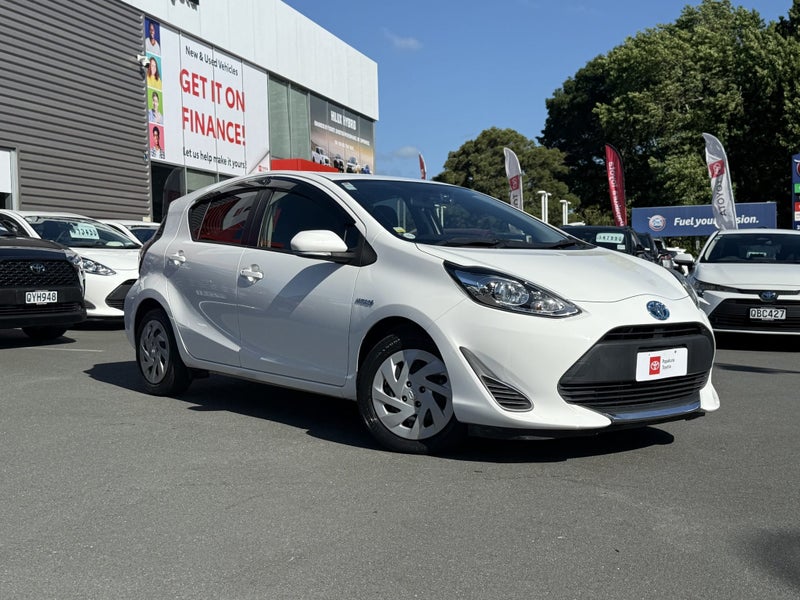 2020 Toyota Aqua 1.5 Hybrid S64591230362499114