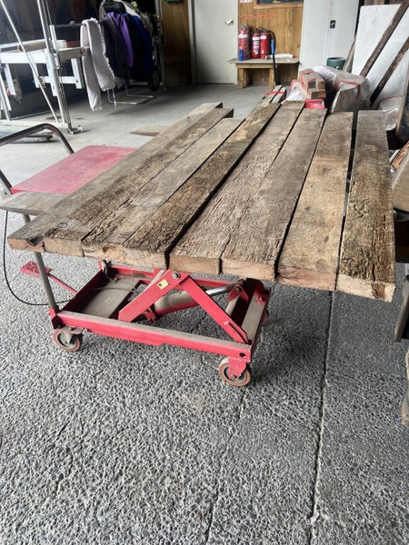 10.7 LM Solid Rewarewa Timber Boards – Mixed 90/100×30/40mm (Kiln-Dried)64591254511617114