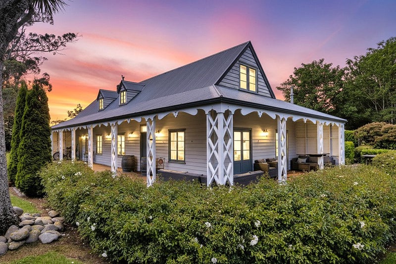 Enjoy Modern-Day History at Former "Whites Hotel"64591928873346111