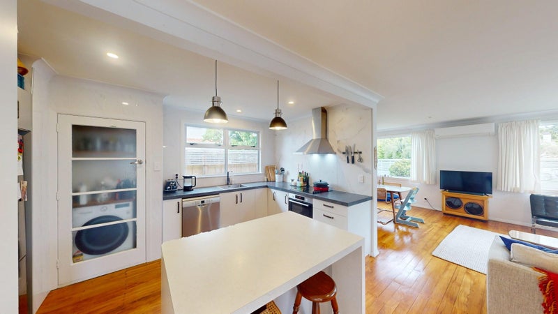 Saint Johns Hill, 2 bedrooms64591326987395112