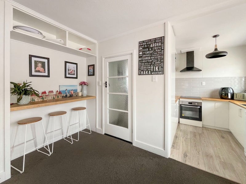 Ashburton, 3 bedrooms64591434696706112