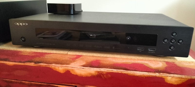 Classic OPPO 103 D AU Blu-ray player Carousel 1