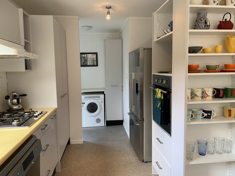 Otaki, 4 bedrooms64591434728066112