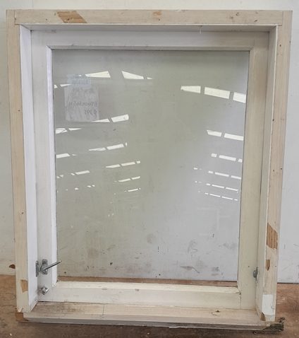 Wooden Awning Window H840 x W665 DR14597 Carousel 2