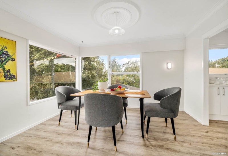 Hillcrest, 5 bedrooms64591723695107113