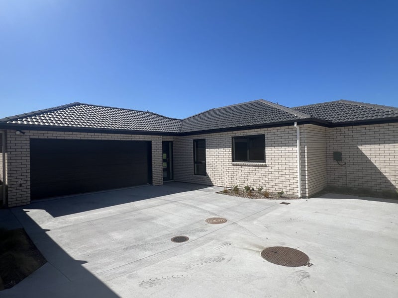 Rototuna, 4 bedrooms64591723760258110