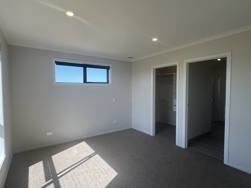 Rototuna, 4 bedrooms64591723760258113