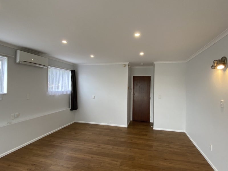 Paparangi, 2 bedrooms64591723793537112