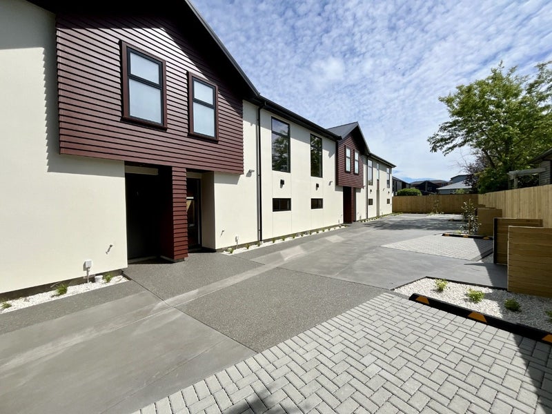 Sydenham, 2 bedrooms64591832525697111