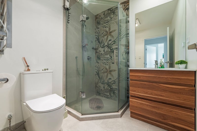 Henderson, 3 bedrooms64592133940866111