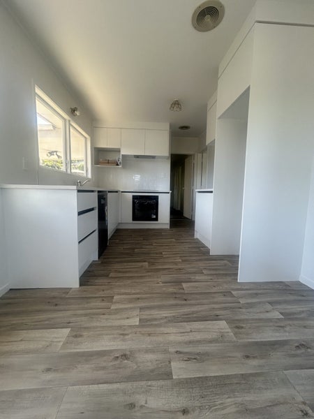 Hillcrest, 3 bedrooms64592134006530112