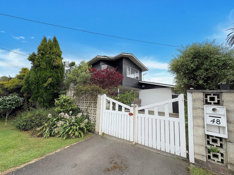 Saint Johns Hill, 3 bedrooms64592134021123110