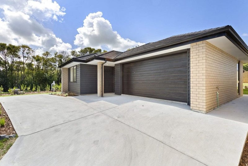 Helensville, 4 bedrooms64592327307906110