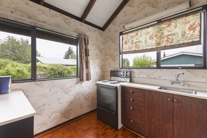 Comfort, Charm, and Potential in Oxford64592327362947113