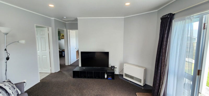 Bell Block, 2 bedrooms64592424602371114