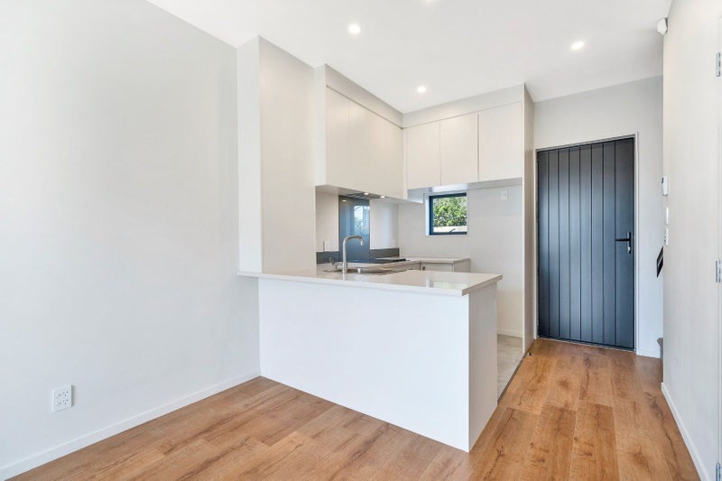 Henderson, 3 bedrooms64592424732673111