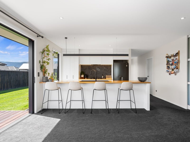 Modern and Bright, an Effortless Choice64592617065475113