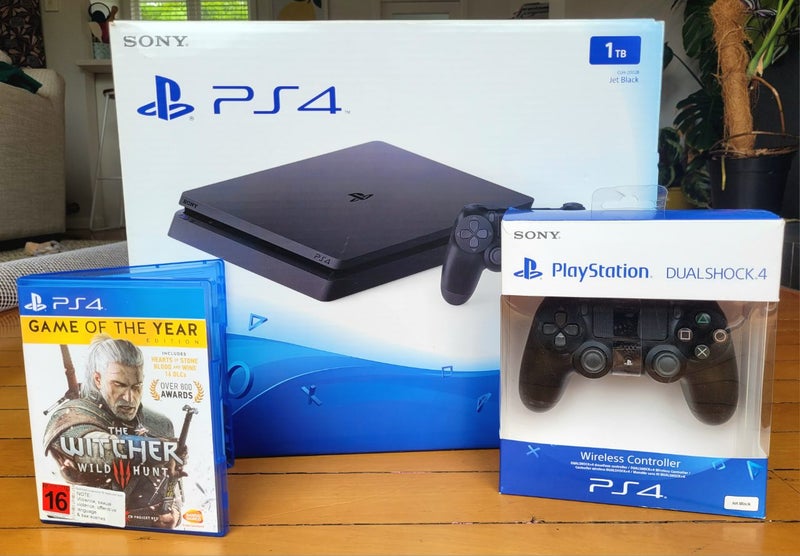 PS4 Slim 1TB Console + Controller + Witcher 3 – Boxed – Christmas Gift Carousel 1