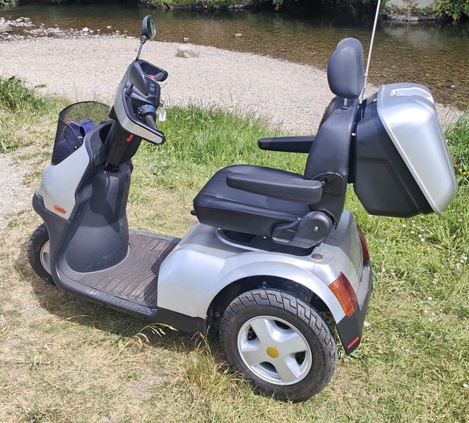 AFIKIM S3-One of the best rides available!!! Lithium Iron Phosphate (LiFePO4). Carousel 1