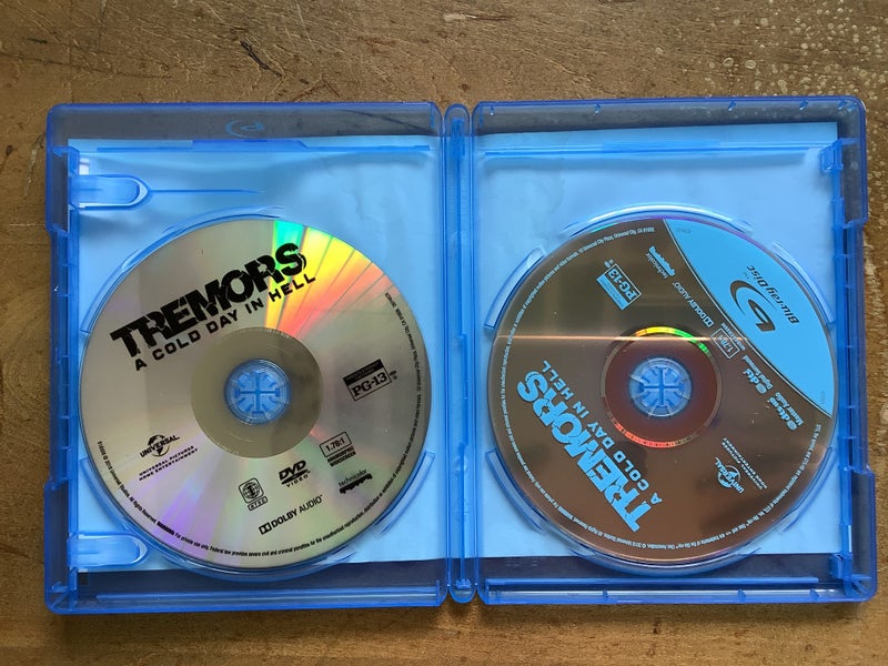 Tremors, A Cold Day in Hell [Blu-ray]64592773601793112