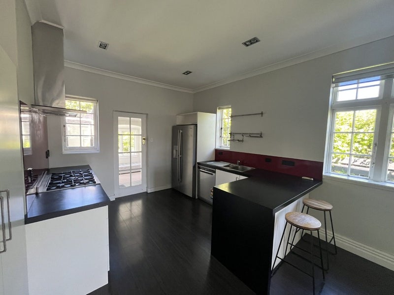 Karori, 3 bedrooms64592918666369112