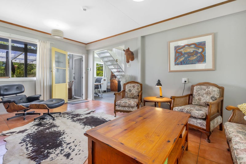 Quiet Location Next to the Golf Course64592918697219114