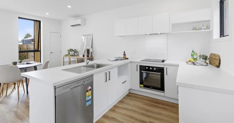 Stokes Valley, 3 bedrooms64593015299586111