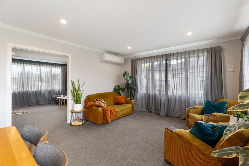 Sharp design and effortless liveability64593015373058113