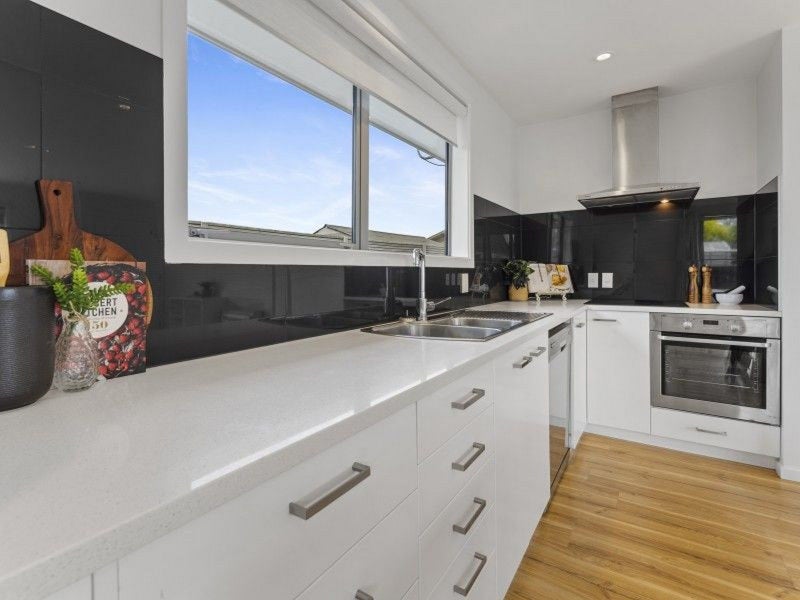 Hoon Hay, 4 bedrooms64593111293953113