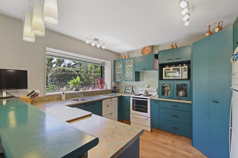 Expansive Family Retreat in Mansfield Park64593111318530112