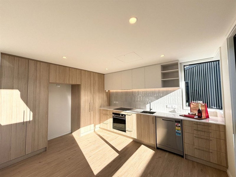 City Centre, 2 bedrooms64593207897602113