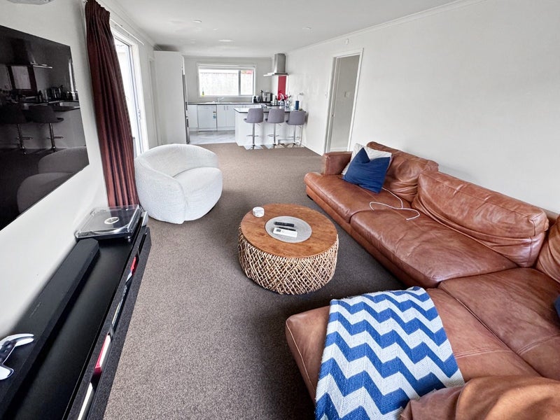 Richmond, 2 bedrooms64593415535491113