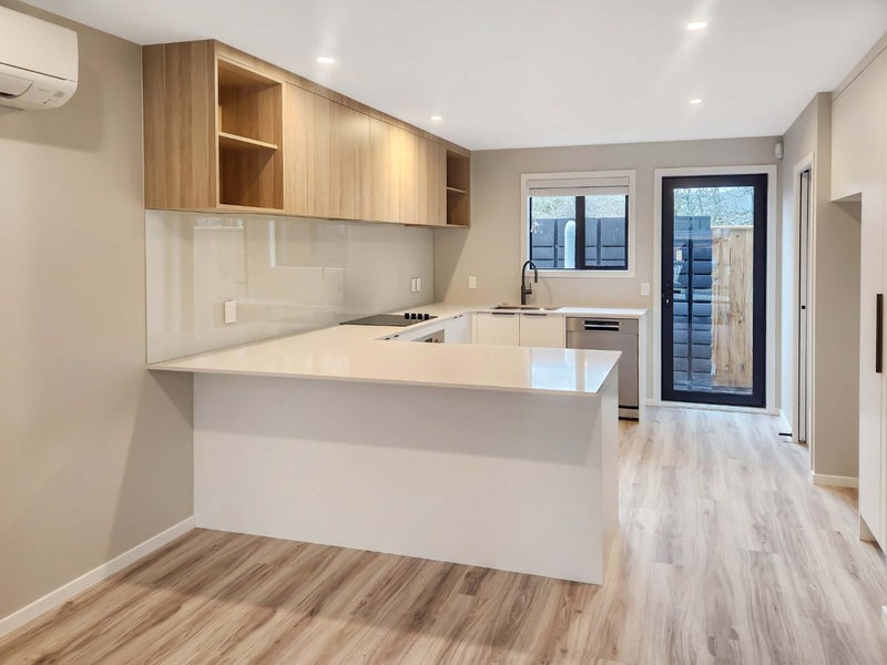 Wainuiomata, 2 bedrooms64593415560322113