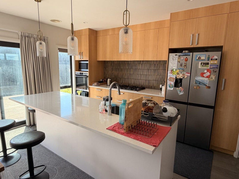 Fitzherbert, 4 bedrooms64593415593474111