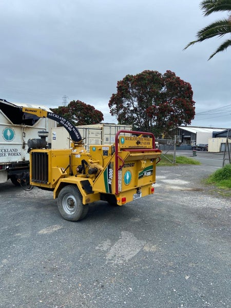 2018 BC1000XL Wood Chipper – New Condition – Ready for Work64593526425090110