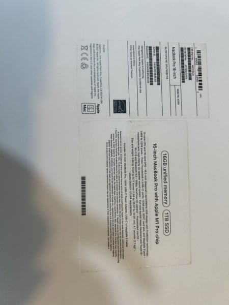 16 inch Macbook Pro 16GB Memory 1TB SSD64593648871427113