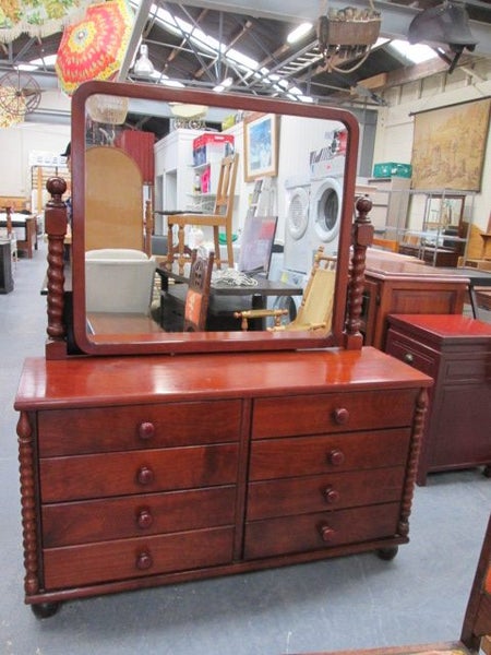 2241 DRESSING TABLE Carousel 2