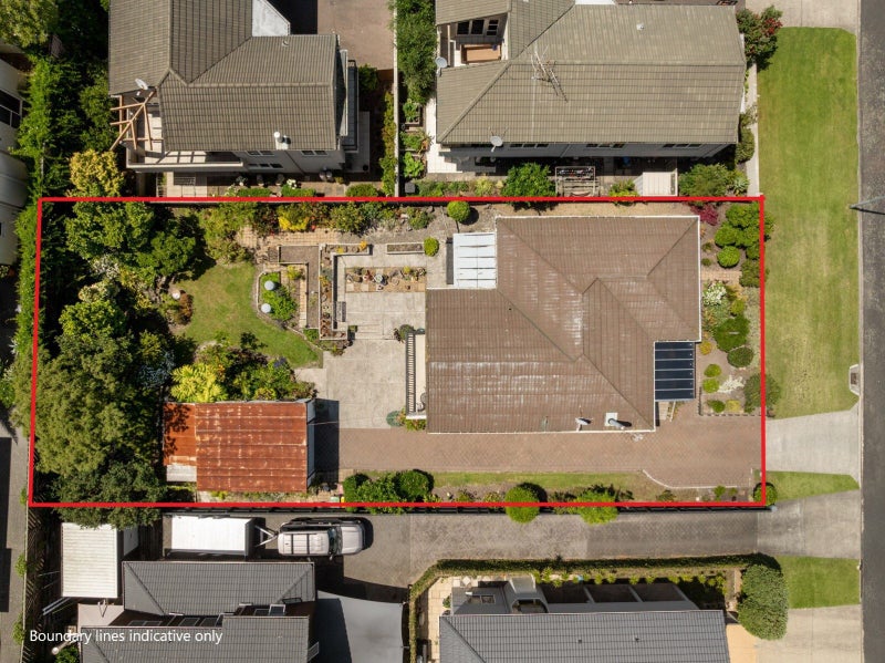 A rear offering in coastal Mount Maunganui64593624580097112