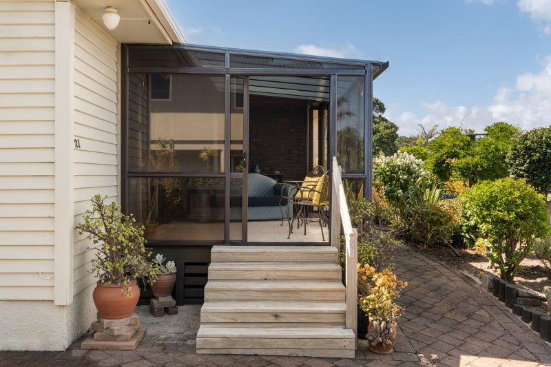 A rear offering in coastal Mount Maunganui64593624580097113