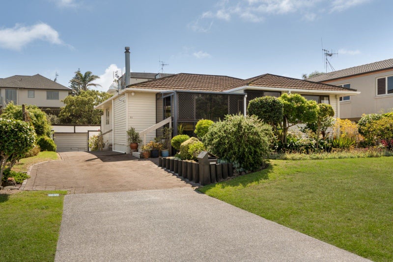 A rear offering in coastal Mount Maunganui64593624580097114