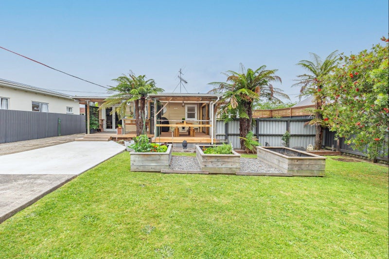 First time on the market64593721722883111