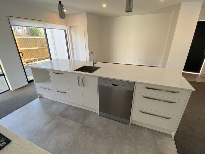 Edgeware, 3 bedrooms64593819010050113