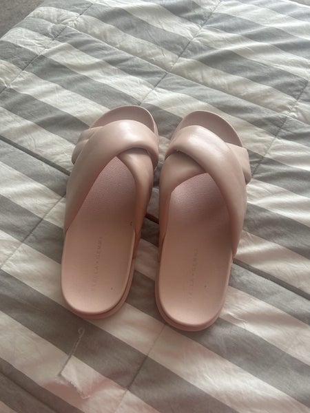 Stella and Gemma Laurie Mule64593942118531111