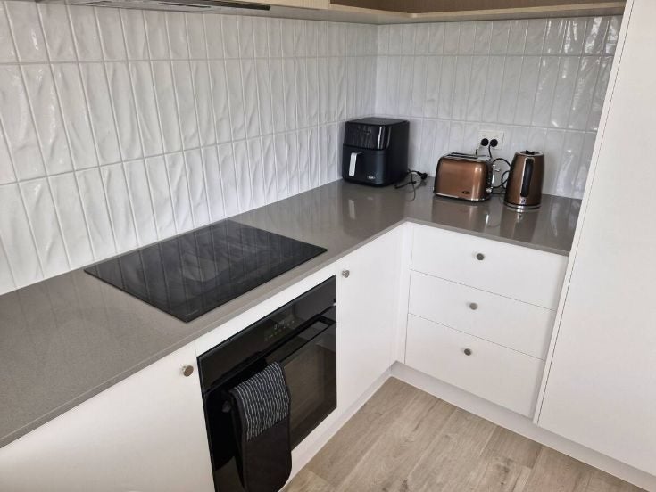 Papamoa Beach, 3 bedrooms64594015581185113